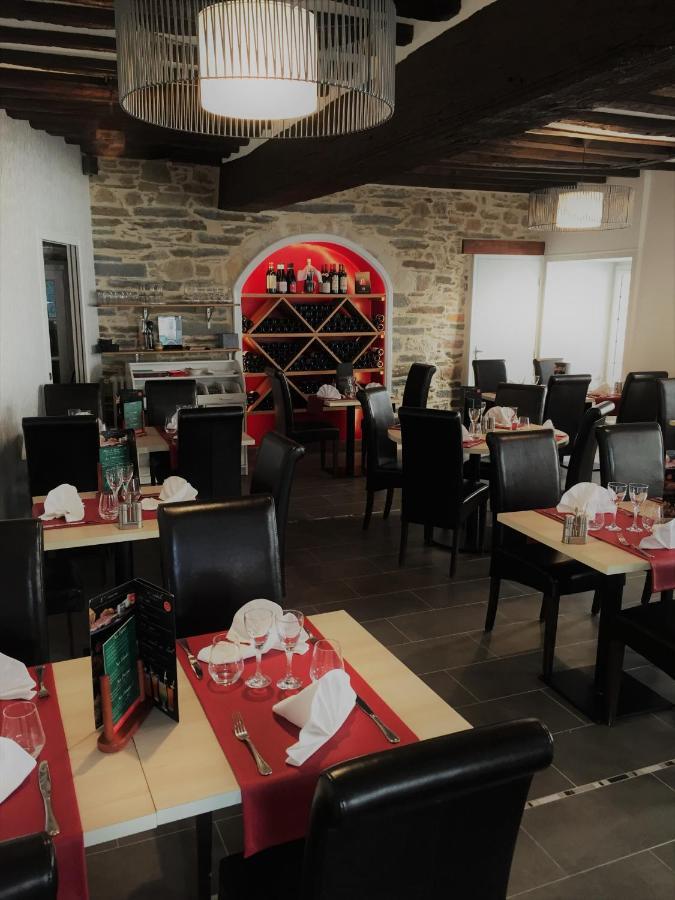 La Croix Verte - Le Relais Des Moulins バン・ド・ブルターニュ エクステリア 写真