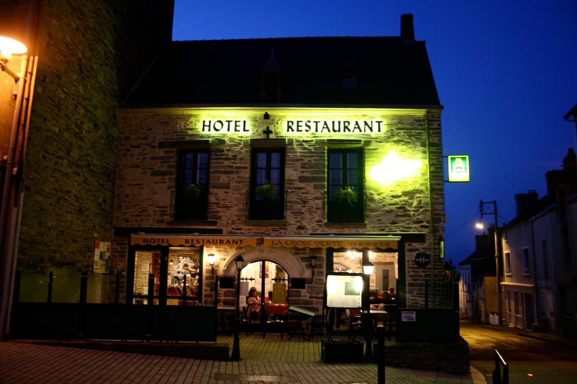 La Croix Verte - Le Relais Des Moulins バン・ド・ブルターニュ エクステリア 写真